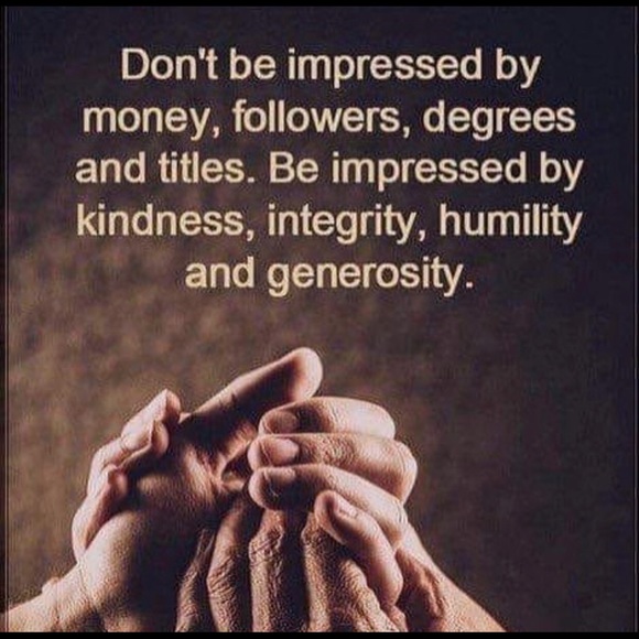 Meet your Posher, Kim - Picture 3 of 3